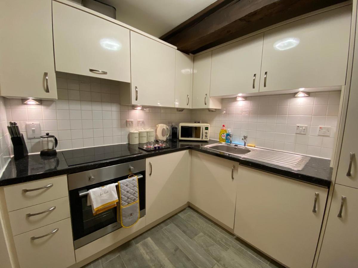 Cosy Riverside Apartment - Free Parking 요크 외부 사진